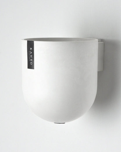 Kanso Recycled Wall Mounted Pot, Medium 7"