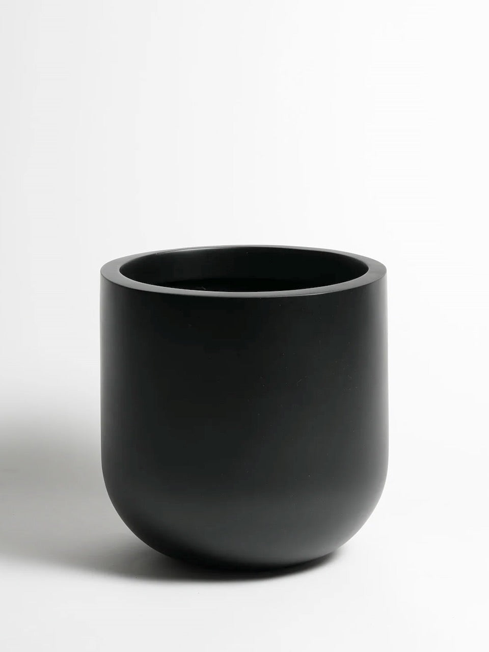 Jericho Fibreglass Pot with Saucer, XL 10"